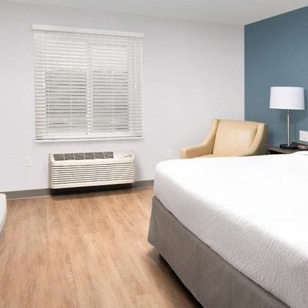 Candlewood Suites Pecos By Ihg Exterior photo